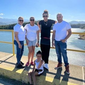 Meet your Posher, Felix